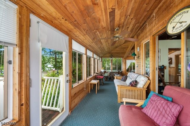 116 E Shore Culver Rd, Frankford Twp., NJ 07826