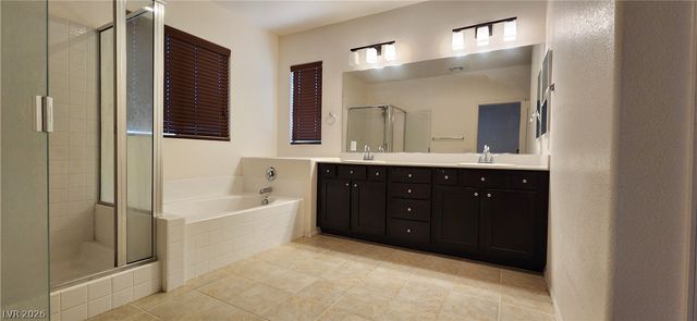 178 Coyote Hills Street, Henderson, NV 89012