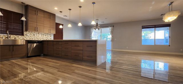 178 Coyote Hills Street, Henderson, NV 89012