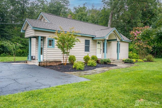 122 Cortelyous Lane, Franklin, NJ 08873