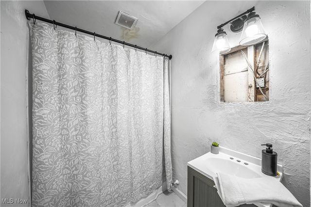 804 S Belle Vista Avenue, Youngstown, OH 44509