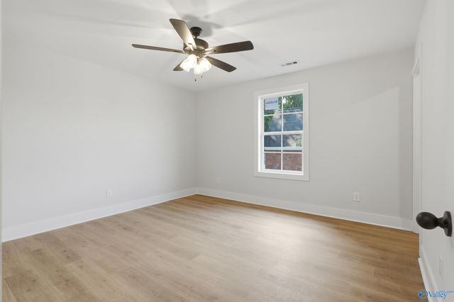 105 Amber Way, Decatur, AL 35603