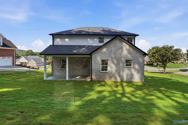 105 Amber Way, Decatur, AL 35603