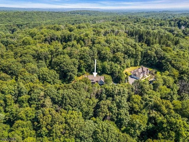 49 Parker Rd, Chester Twp., NJ 07930