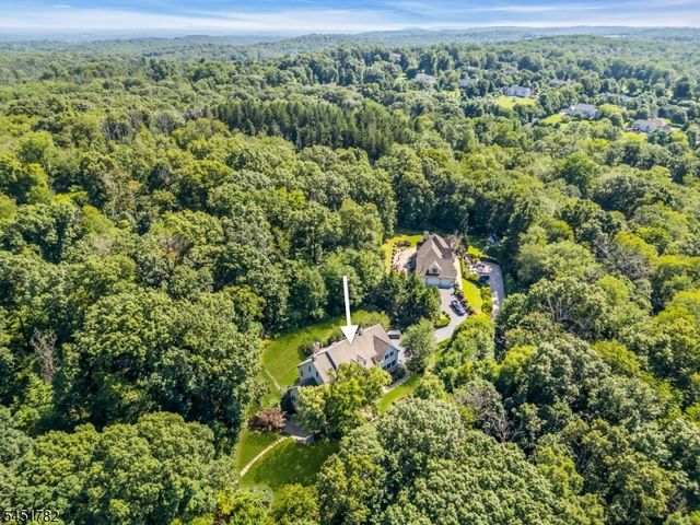 49 Parker Rd, Chester Twp., NJ 07930