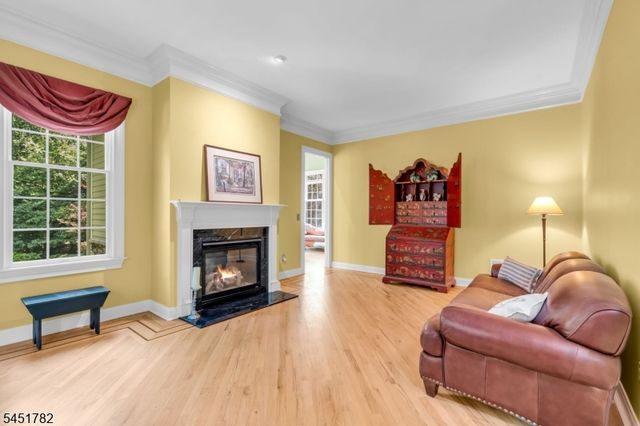 49 Parker Rd, Chester Twp., NJ 07930
