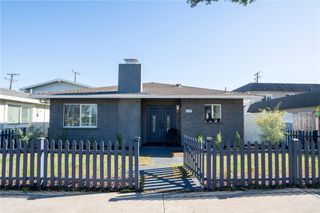 522 17th Street A, Huntington Beach, CA 92648