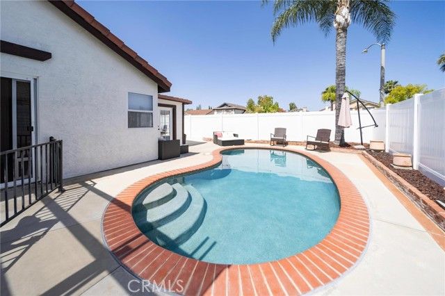 31593 Calle Los Padres, Temecula, CA 92592