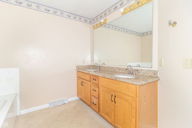 166 W Woodland Drive, Pendleton, IN 46064