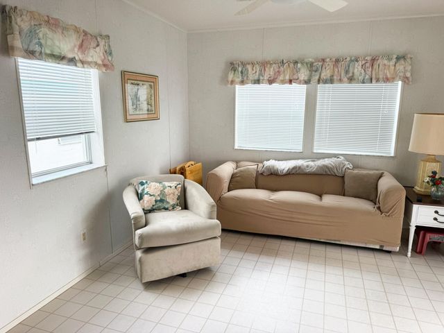 14 Bamboo Drive Cd, Briny Breezes, FL 33435