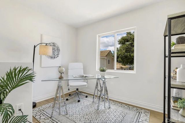 101 Sunset, Thousand Oaks, CA 91362