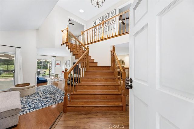 28205 Stonington Lane, Saugus, CA 91350