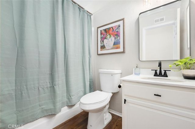 28205 Stonington Lane, Saugus, CA 91350