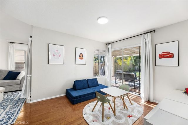 28205 Stonington Lane, Saugus, CA 91350