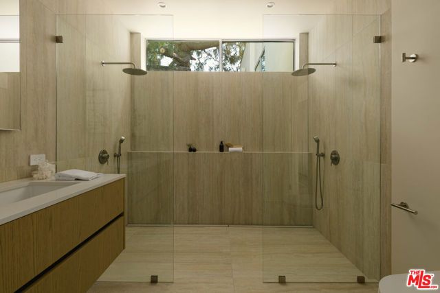 1125 Sanborn Avenue, Los Angeles, CA 90029