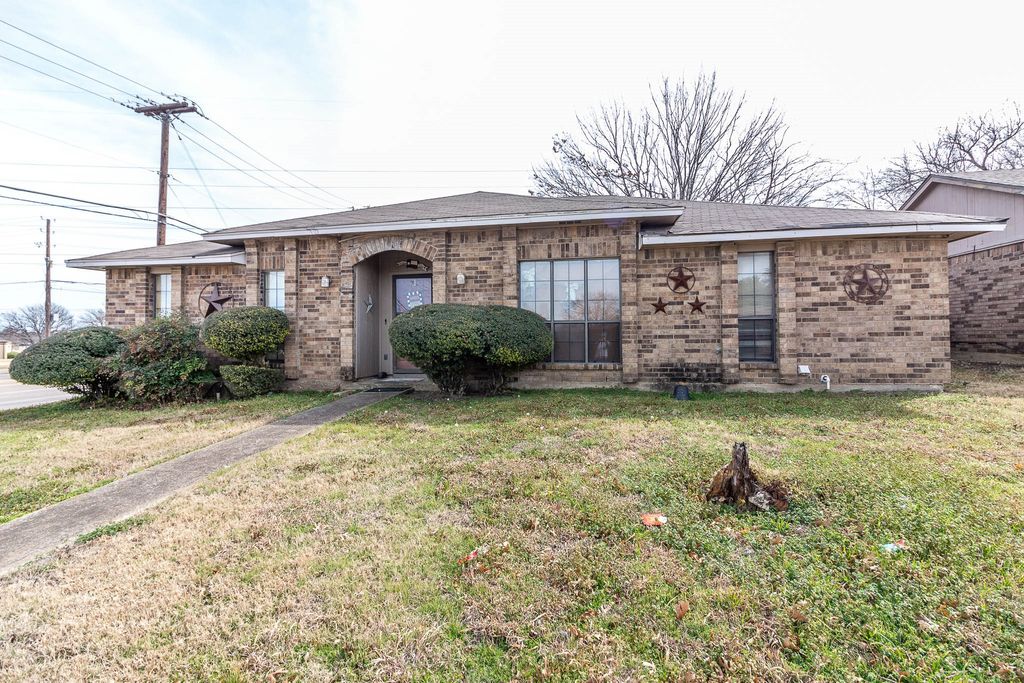 1200 Devonshire Lane, Mesquite, TX 75150