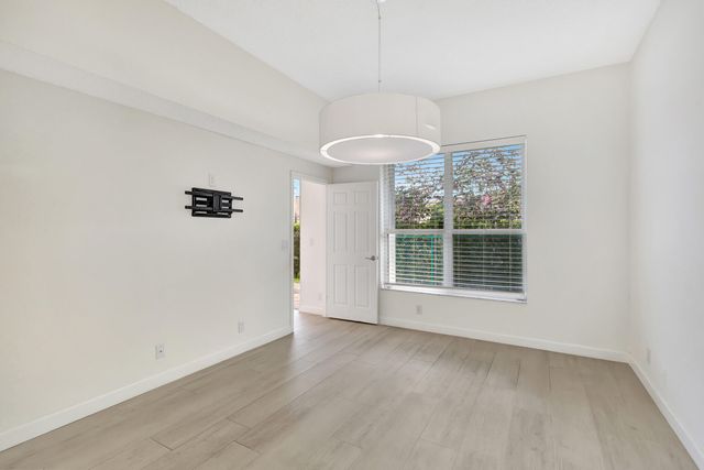 1898 Capeside Circle, Wellington, FL 33414