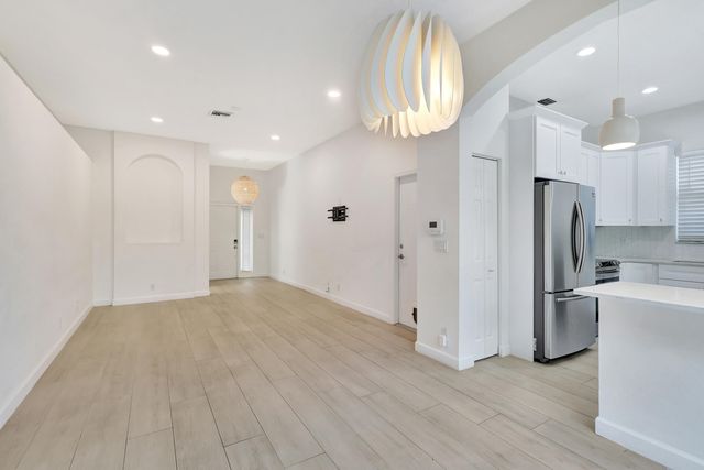 1898 Capeside Circle, Wellington, FL 33414