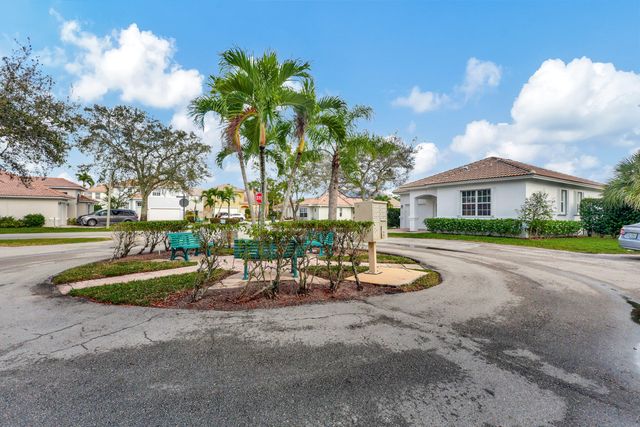 1898 Capeside Circle, Wellington, FL 33414