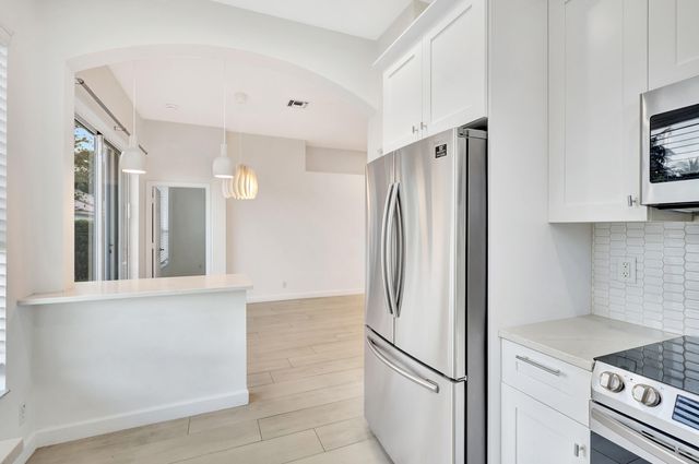 1898 Capeside Circle, Wellington, FL 33414