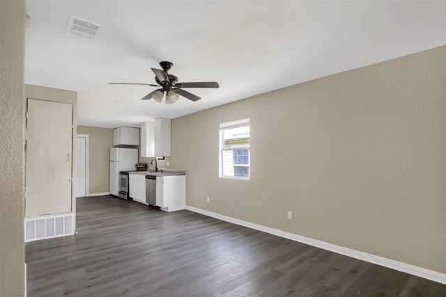 2520 N Hickory Street, Sherman, TX 75092
