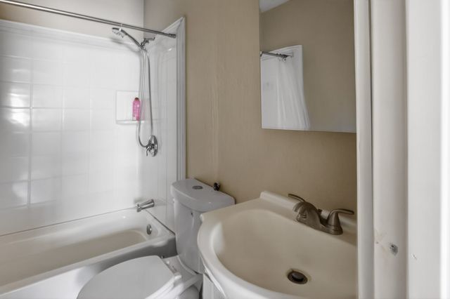 2520 N Hickory Street, Sherman, TX 75092
