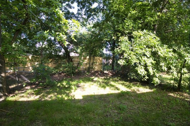2520 N Hickory Street, Sherman, TX 75092