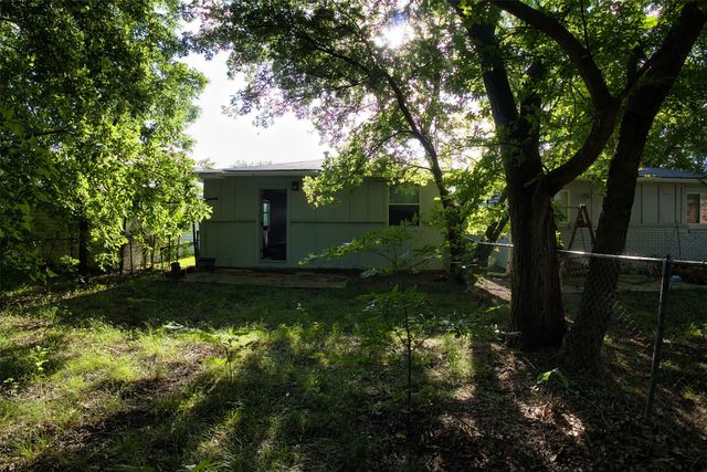 2520 N Hickory Street, Sherman, TX 75092