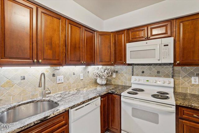 107 Cooper Glen Place Unit 2, Chapel Hill, NC 27517