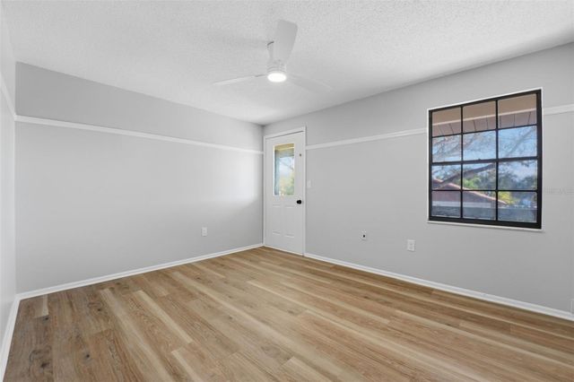 5328 FOX RUN ROAD, Sarasota, FL 34231