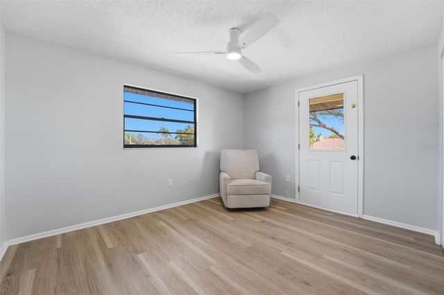 5328 FOX RUN ROAD, Sarasota, FL 34231