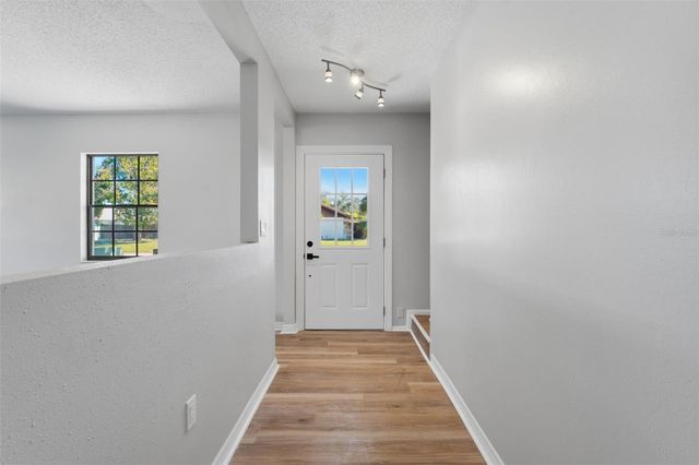 5328 FOX RUN ROAD, Sarasota, FL 34231