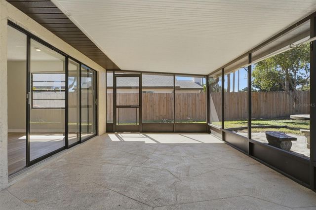 5328 FOX RUN ROAD, Sarasota, FL 34231