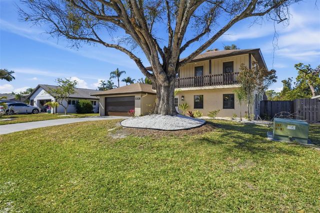 5328 FOX RUN ROAD, Sarasota, FL 34231