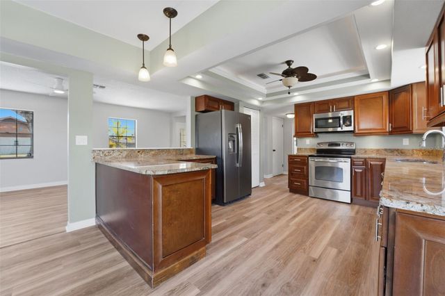 5328 FOX RUN ROAD, Sarasota, FL 34231