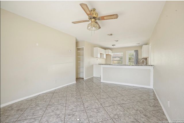 5301 CASTLE CV, San Antonio, TX 78242