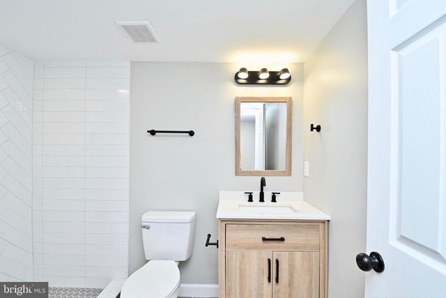 7100 N ROXBURY MILL RD, Spotsylvania, VA 22551