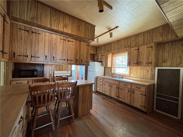 8 South Edgar Street, Kane Boro, PA 16735