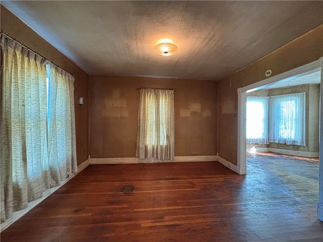 8 South Edgar Street, Kane Boro, PA 16735