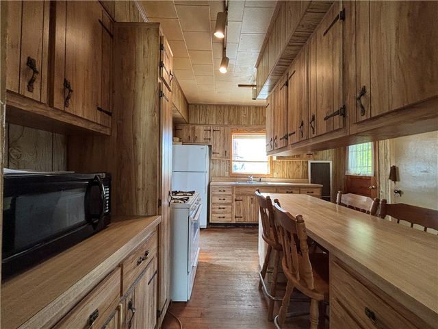 8 South Edgar Street, Kane Boro, PA 16735