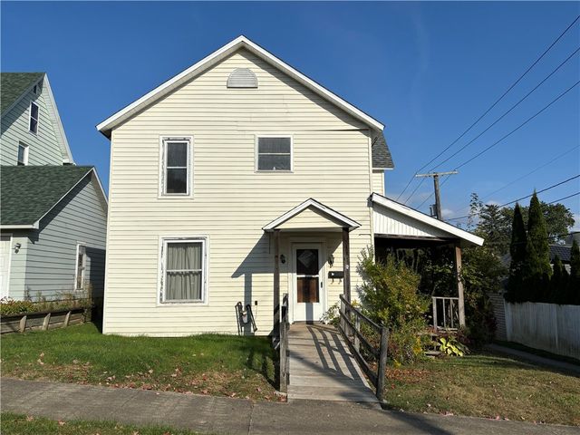 8 South Edgar Street, Kane Boro, PA 16735