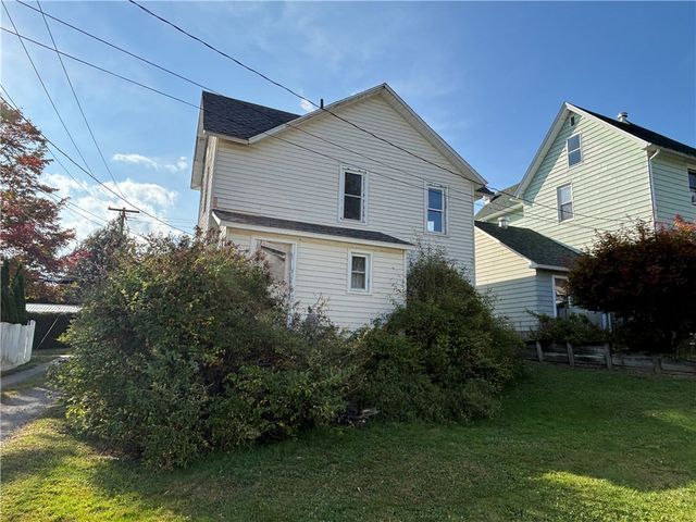 8 South Edgar Street, Kane Boro, PA 16735
