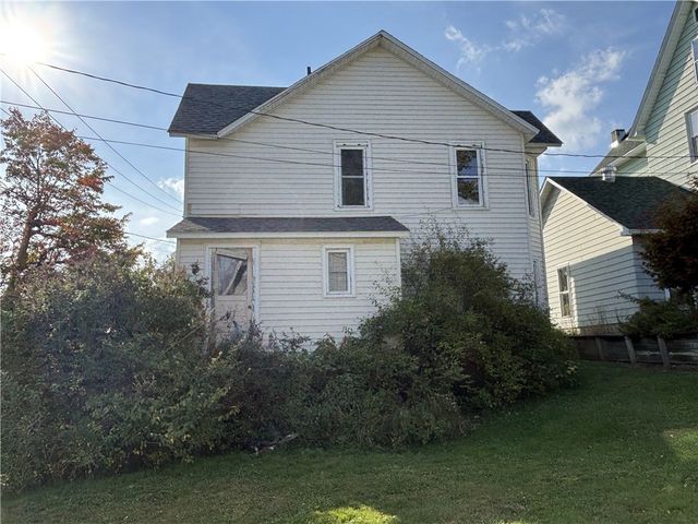 8 South Edgar Street, Kane Boro, PA 16735