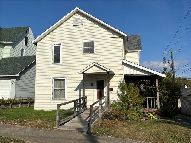 8 South Edgar Street, Kane Boro, PA 16735