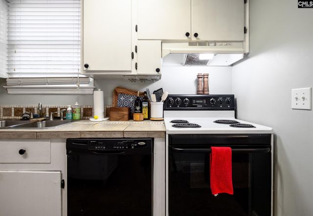 3963 Live Oak Street, Columbia, SC 29205