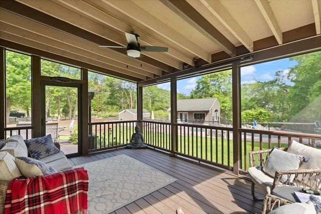 364 Chestnut St, Wilmington, MA 01887