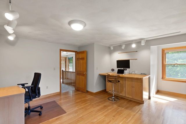 364 Chestnut St, Wilmington, MA 01887