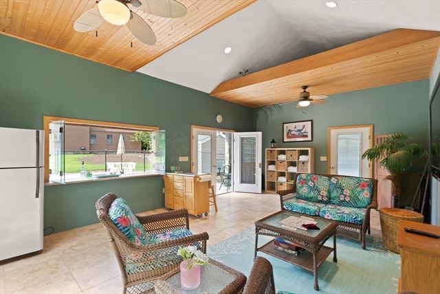 364 Chestnut St, Wilmington, MA 01887