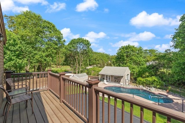 364 Chestnut St, Wilmington, MA 01887