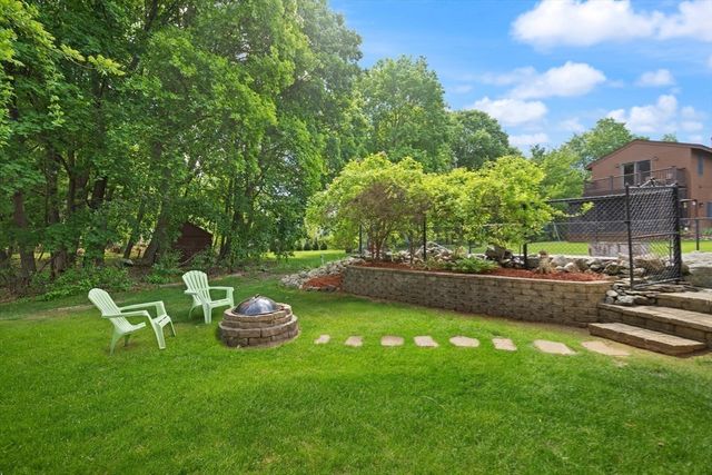 364 Chestnut St, Wilmington, MA 01887